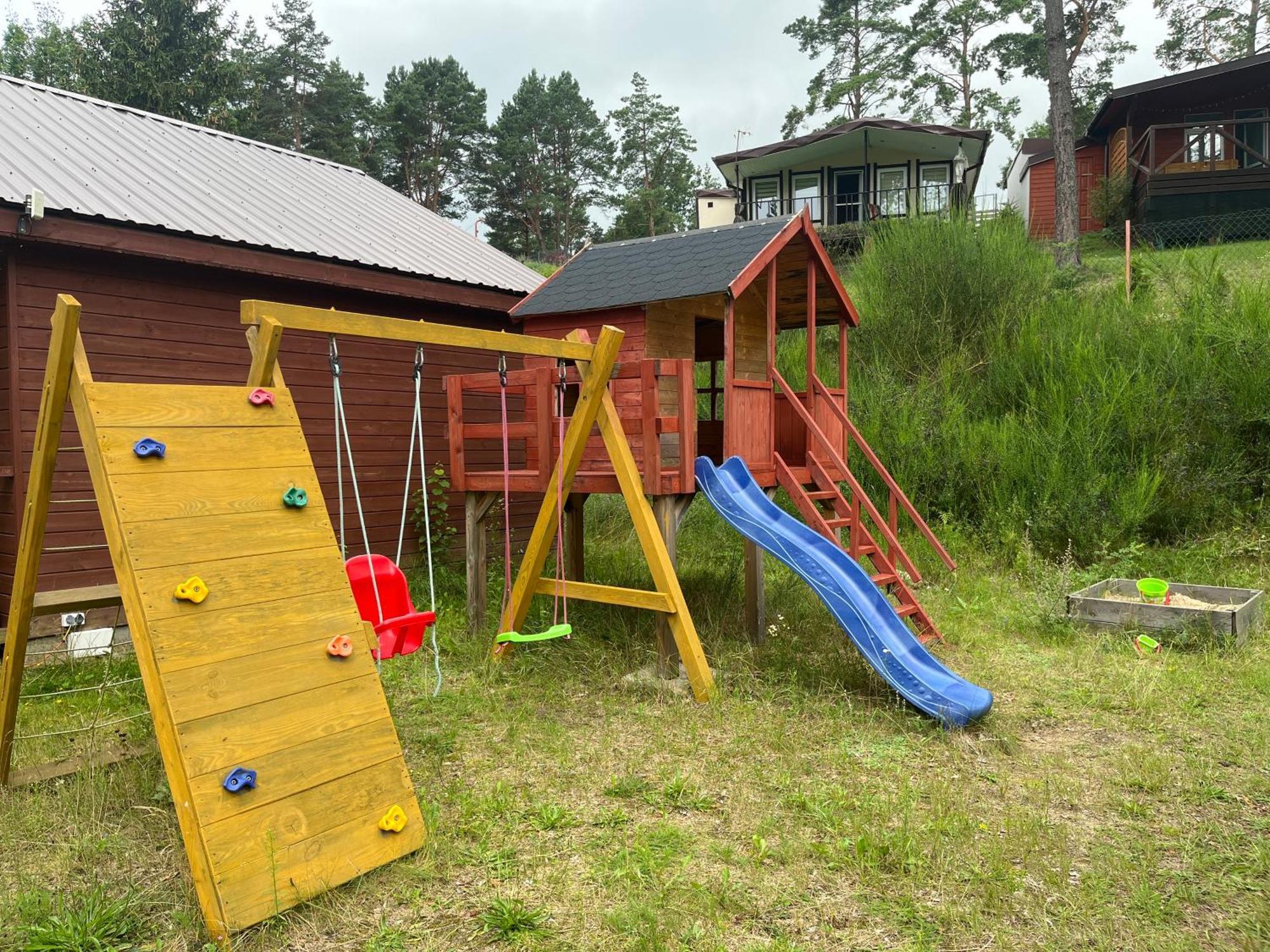Hotel Ostoja Na Wzgorzu Swieszyno  Esterno foto